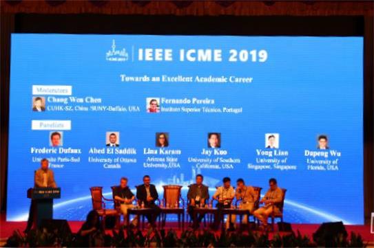 Lectures大屏与声光电设备