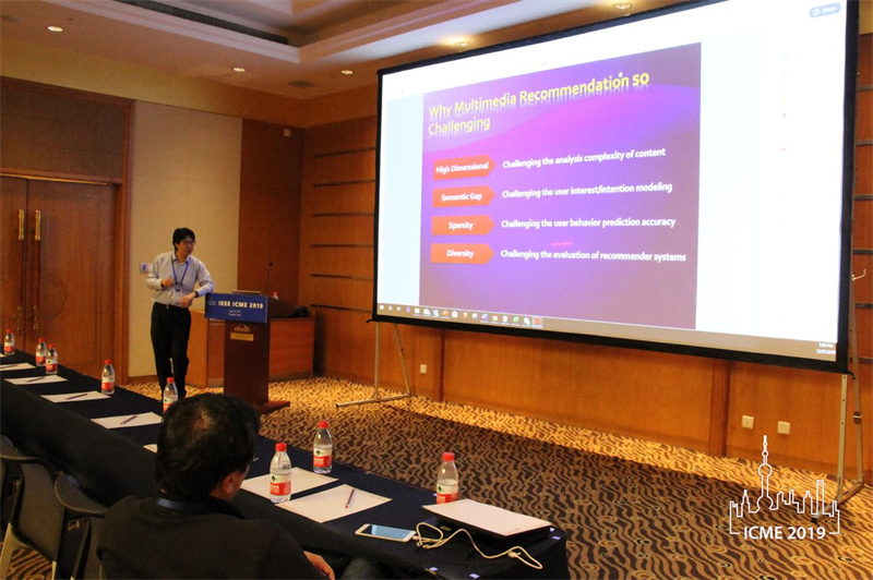 多个会议室10000流明投影